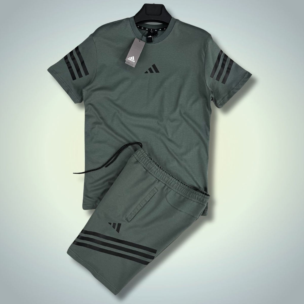 Adidas moški komplet s kratkimi hlačami, žajbljevo zelen. Model 2025. Vrhunska kakovost