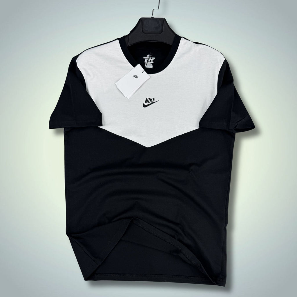 Moška črno-bela Nike Tech Fleece majica. Model 2026. Premium kakovost