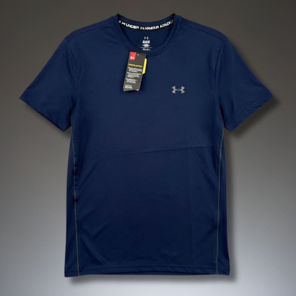 Moška temno modra majica Under Armour, velik logo na hrbtu. Premium kakovost