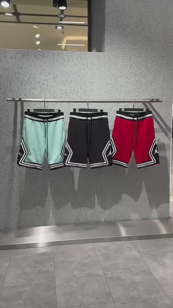 Air Jordan moške kratke hlače, črne. Vrhunska kakovost