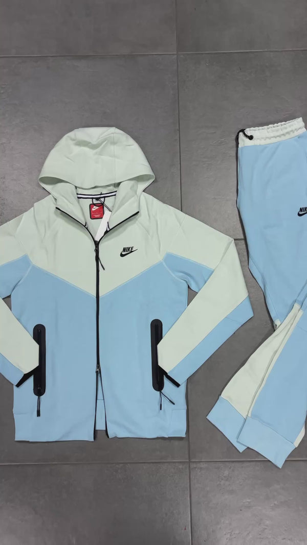 Nike Tech Fleece moška trenirka, otroško modra - bela. Model 2024. Vrhunska kakovost