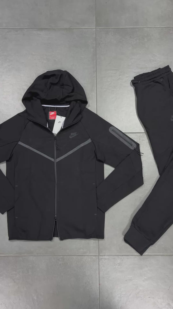 Nike Tech Fleece moška trenirka, črna. Model 2024. Vrhunska kakovost
