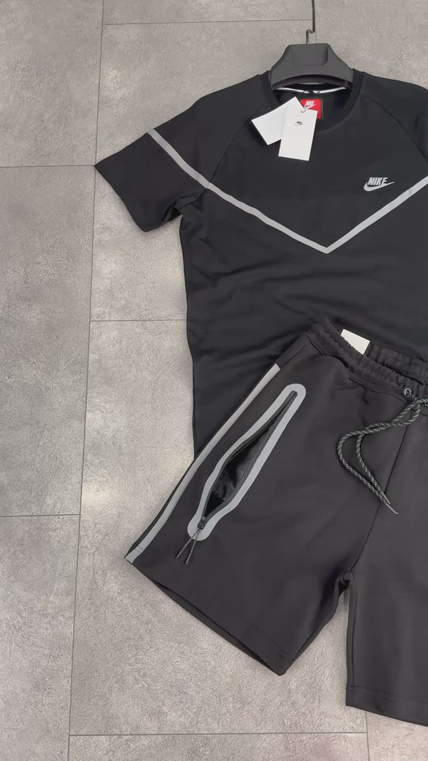 Nike Reflective Tech Fleece moški komplet s kratkimi hlačami, črna. Vrhunska kakovost